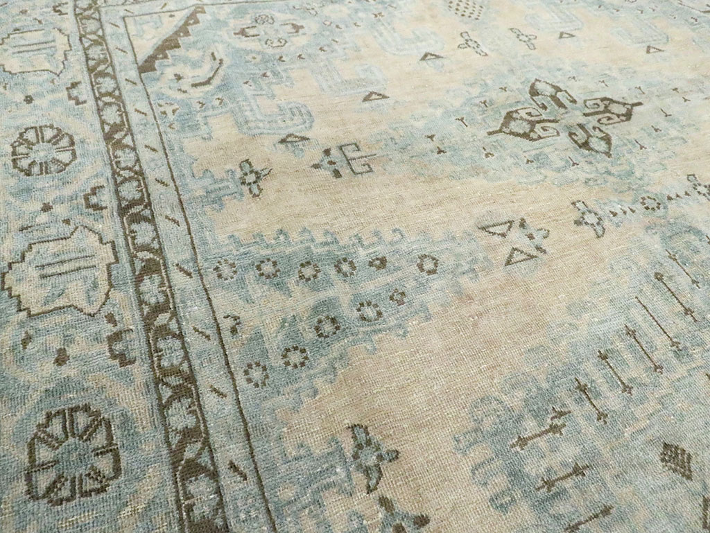 Vintage Persian Veece Accent Carpet, No.29852 - Staging