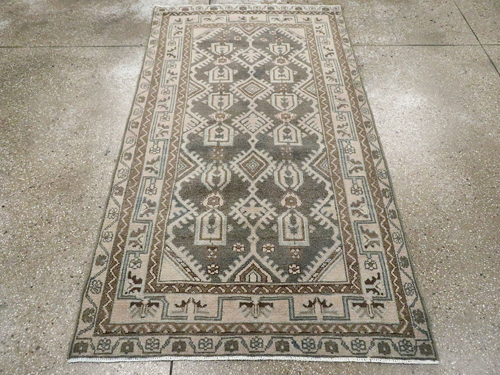 Vintage Persian Malayer Throw Rug, No.29884 - Staging