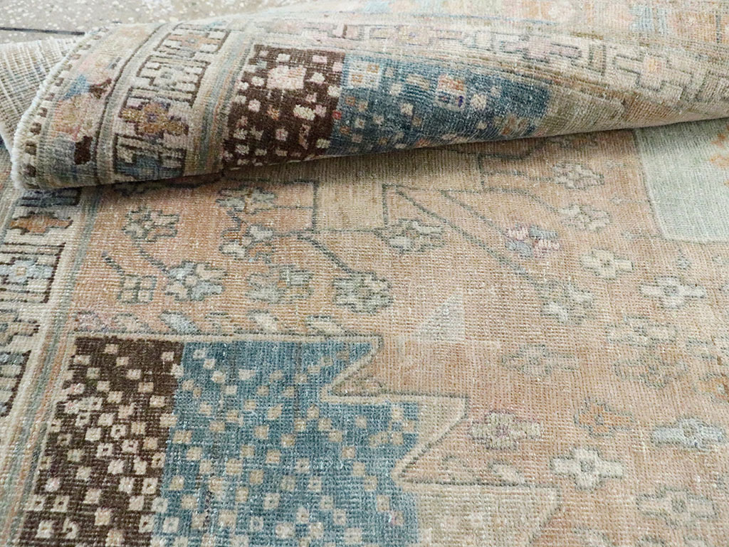 Vintage Persian Shiraz Throw Rug, No.29895 - Staging