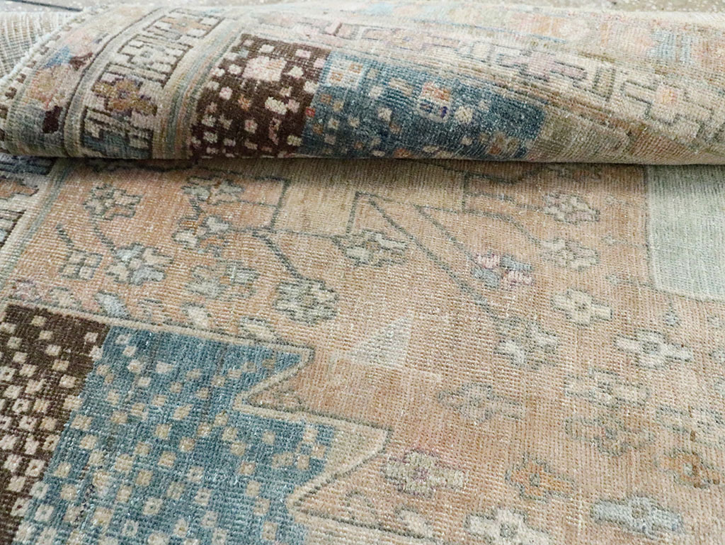 Vintage Persian Shiraz Throw Rug, No.29895 - Staging