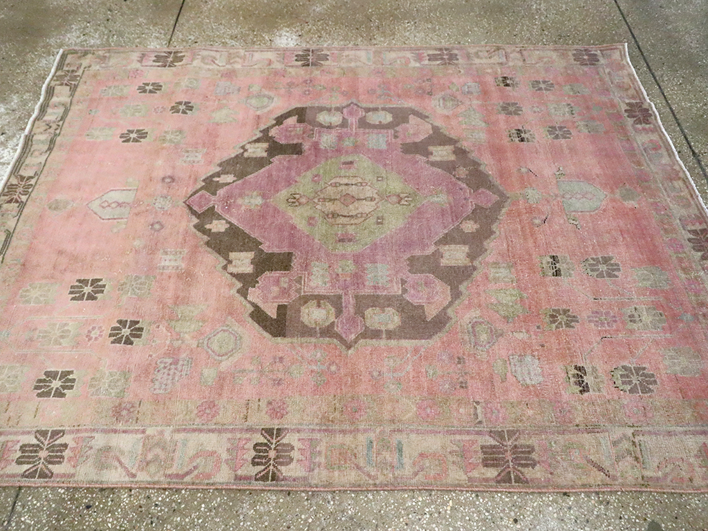 Vintage Persian Afshar Accent Rug, No.29899 - Staging