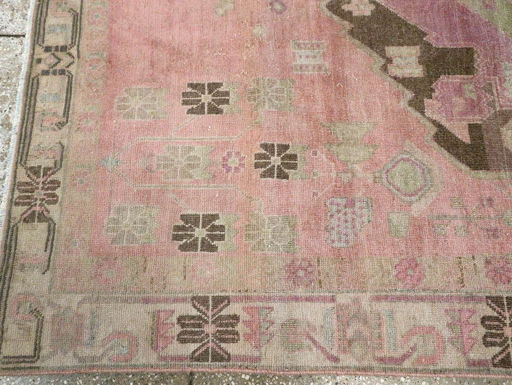 Vintage Persian Afshar Accent Rug, No.29899 - Staging
