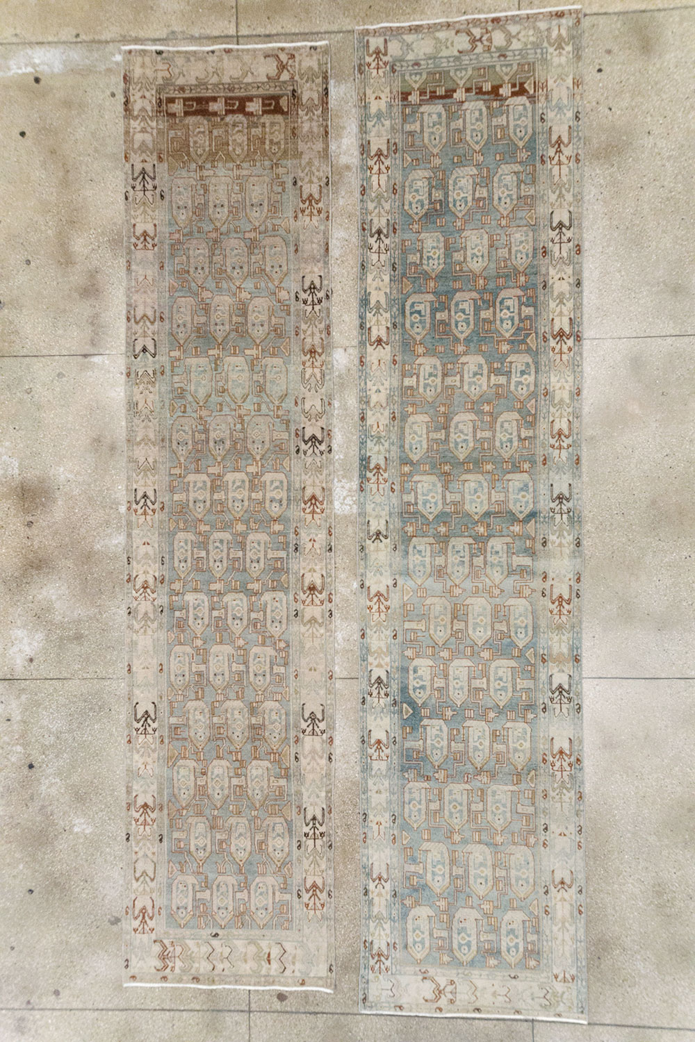 Antique Persian Malayer Runner (Pair: 2 of 2), No.29941 - Staging