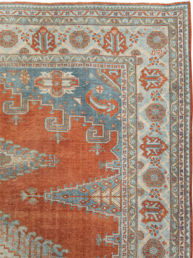 Vintage Persian Veece Room Size Carpet, No.29958 - Staging