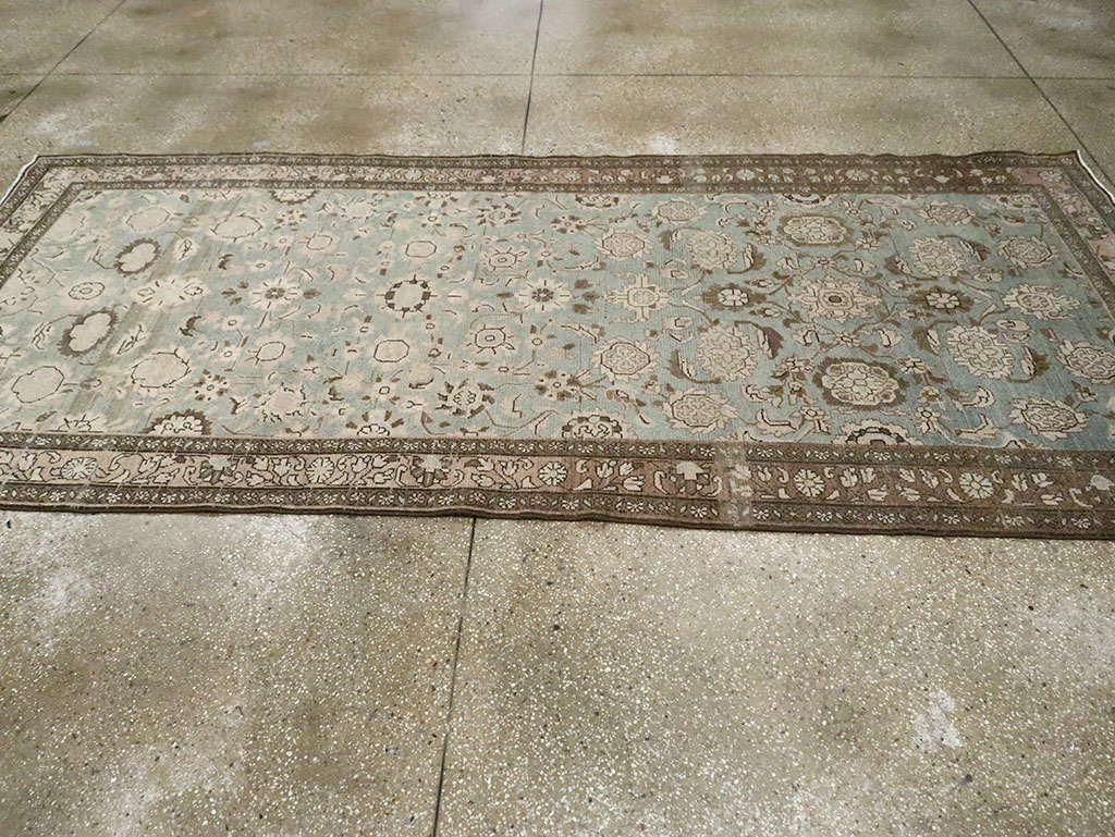 Vintage Persian Malayer Gallery Carpet, No.29981 - Staging