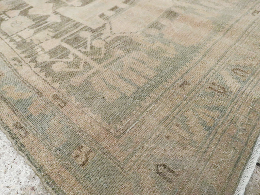 Vintage Persian Malayer Throw Rug, No.29986 - Staging