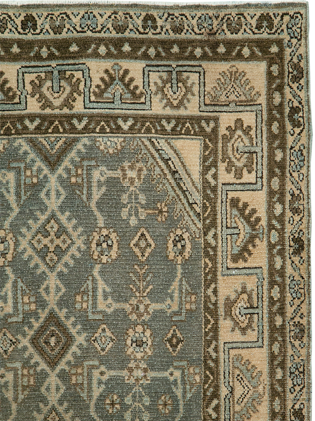 Vintage Persian Malayer Throw Rug, No.29988 - Staging
