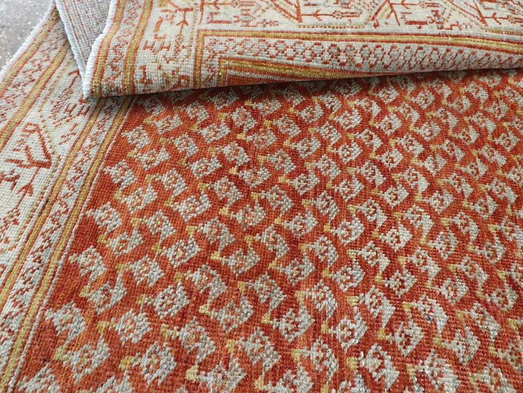 Vintage Persian Malayer Accent Rug, No.30001 - Staging