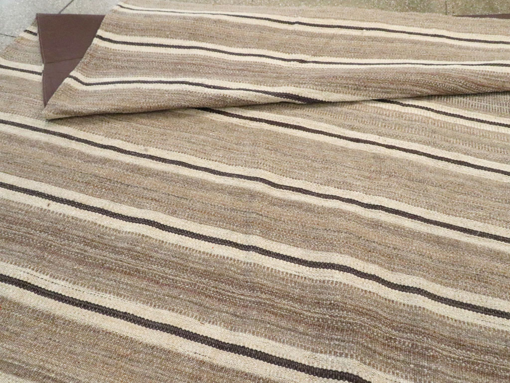 Contemporary Turkish Flatweave Kilim Oversize Carpet, No.30018 - Staging