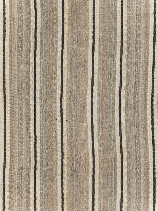 Modern Persian Flatweave Kilim Room Size Carpet, No.30024 - Staging