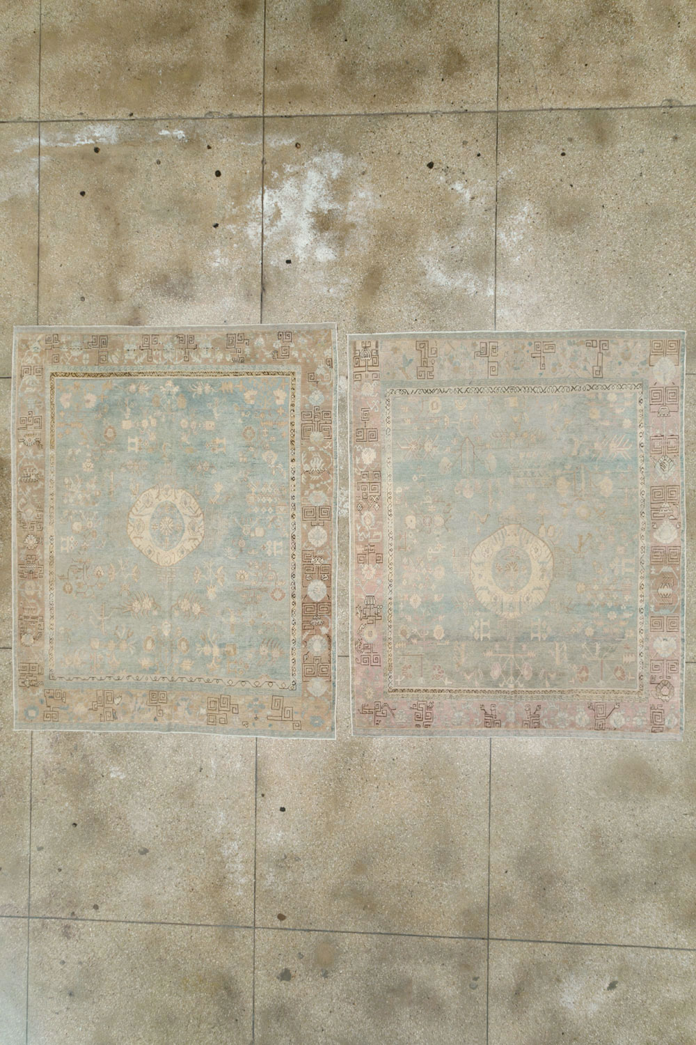 Antique East Turkestan Khotan Accent Rug, No.30043 - Staging