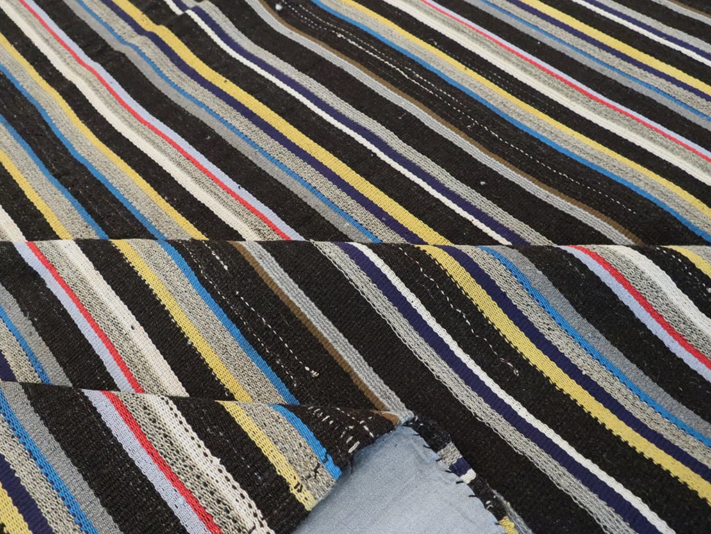 Striped Mid-20th Century Turkish Flatweave Kilim, No.30060 - Staging