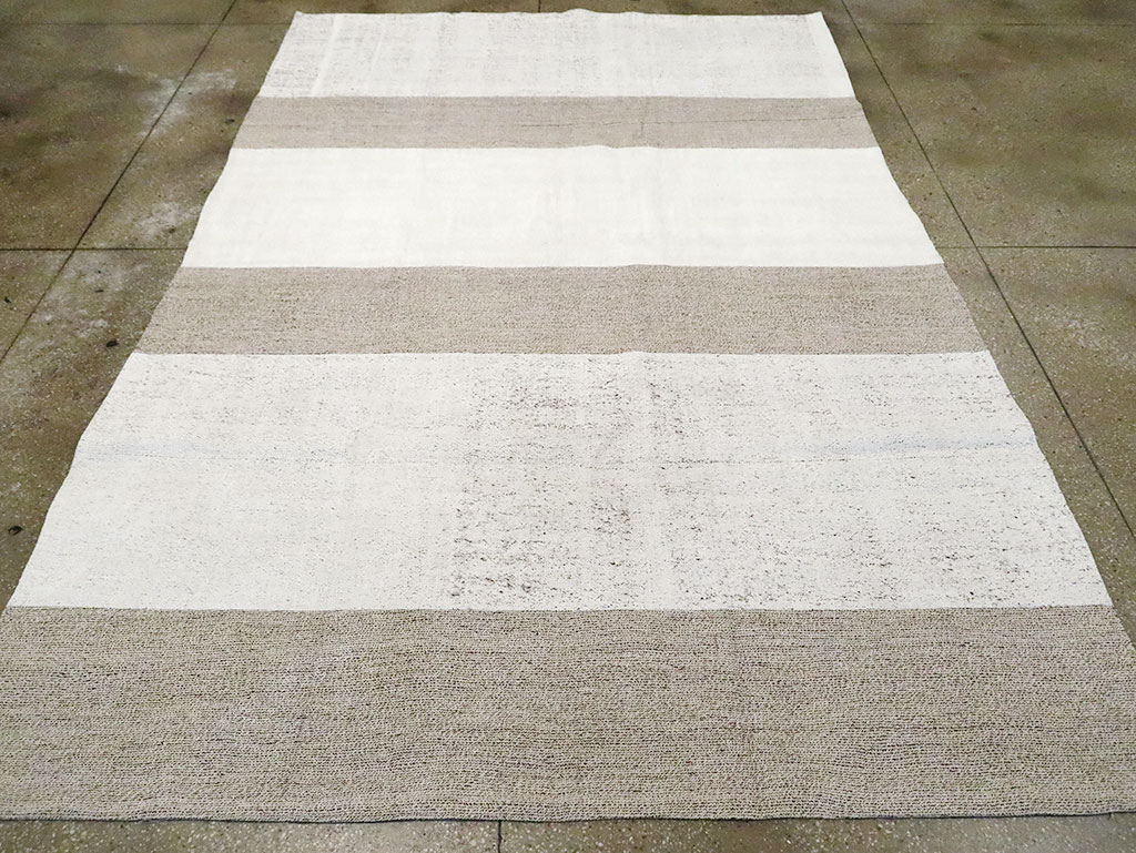 Contemporary Handmade Turkish Flatweave Kilim, No.30062 - Staging