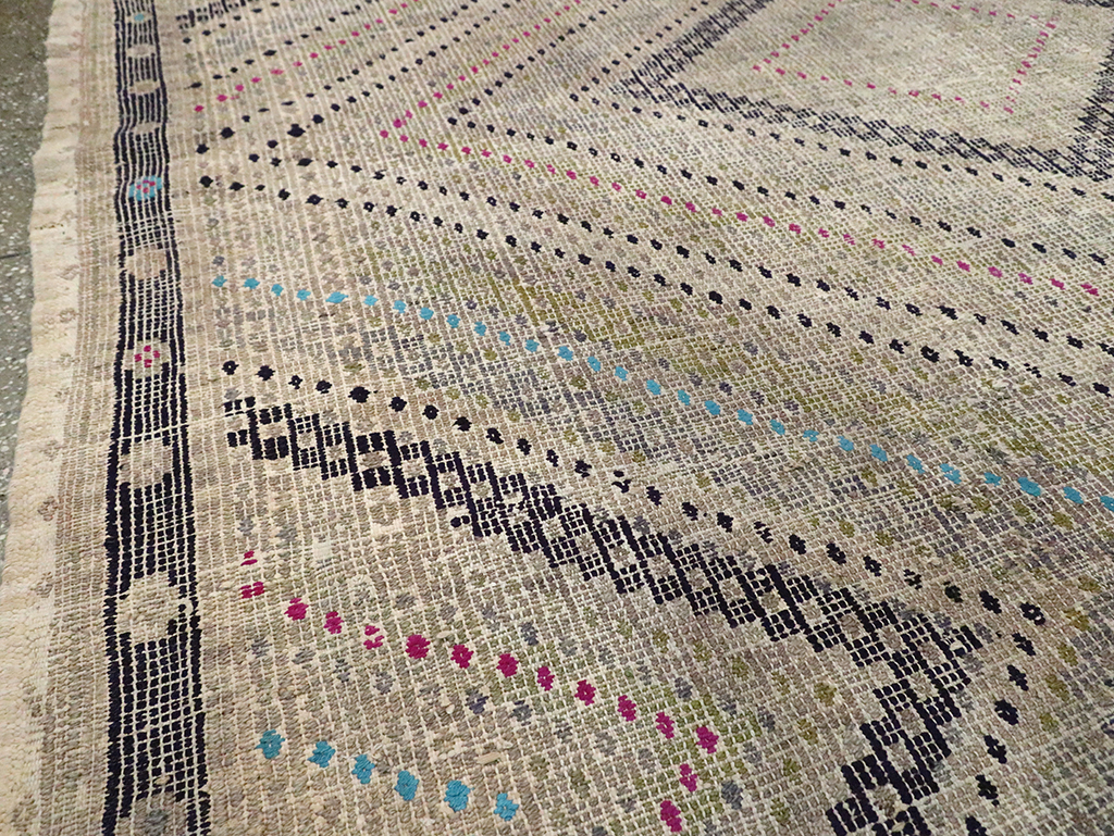 Mid-20th Century Turkish Flatweave Kilim, No.30070 - Staging