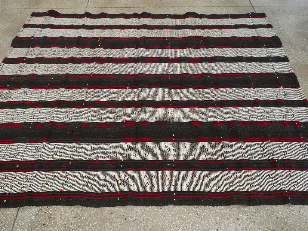 Mid-20th Century Turkish Flatweave Kilim, No.30073 - Staging