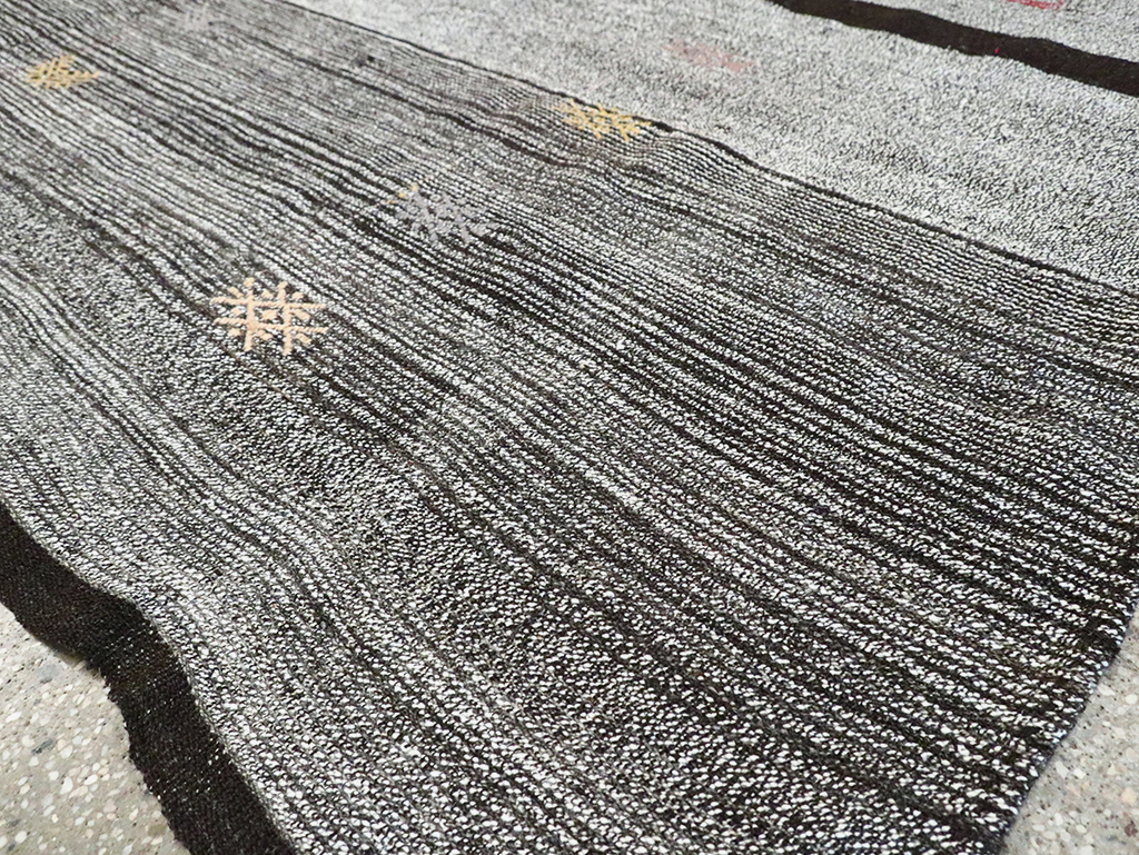 Mid-20th Century Turkish Flatweave Kilim, No.30075 - Staging