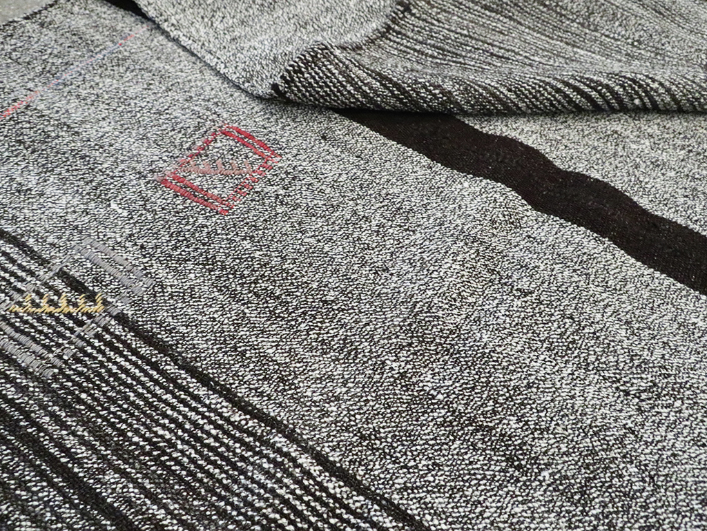 Mid-20th Century Turkish Flatweave Kilim, No.30075 - Staging