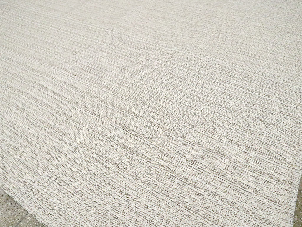 Vintage Turkish Flatweave Kilim Room Size Carpet, No.30092 - Staging