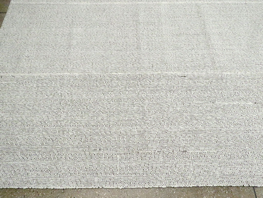 Vintage Turkish Flatweave Kilim Room Size Carpet, No.30096 - Staging