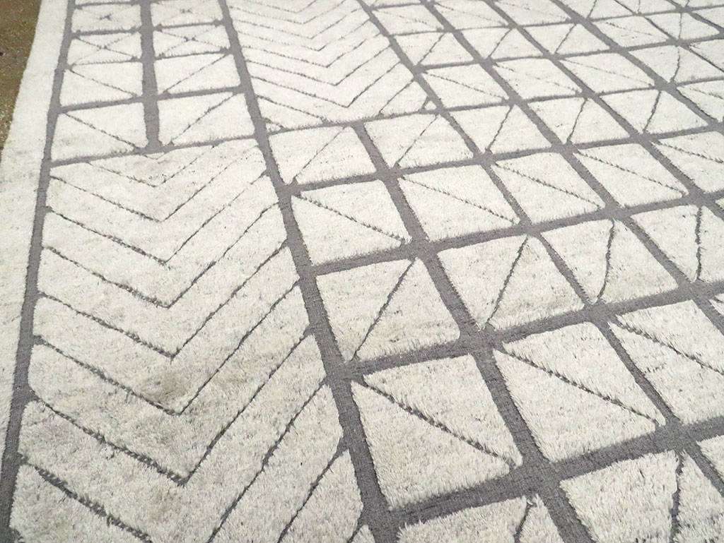 Contemporary Turkish Room Size Carpet, No.30128 - Staging