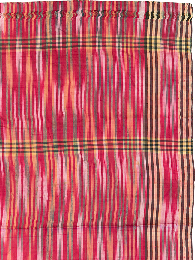 Vintage Persian Textile, No.30138 - Staging