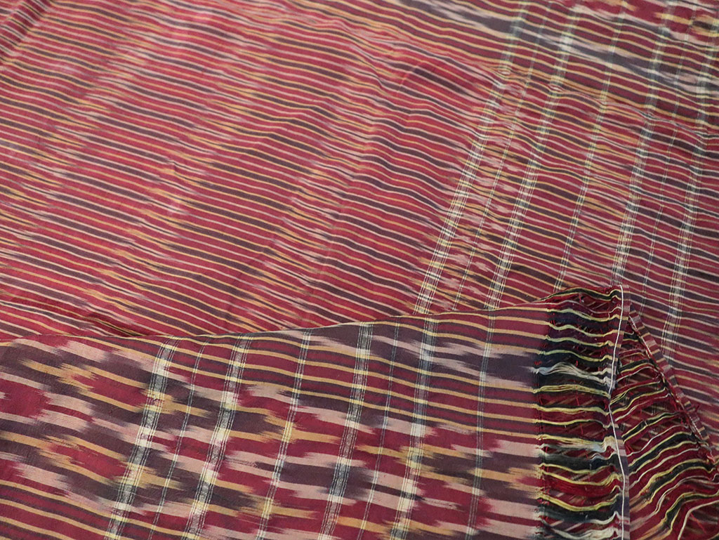 Antique Persian Ikat Textile, No.30139 - Staging