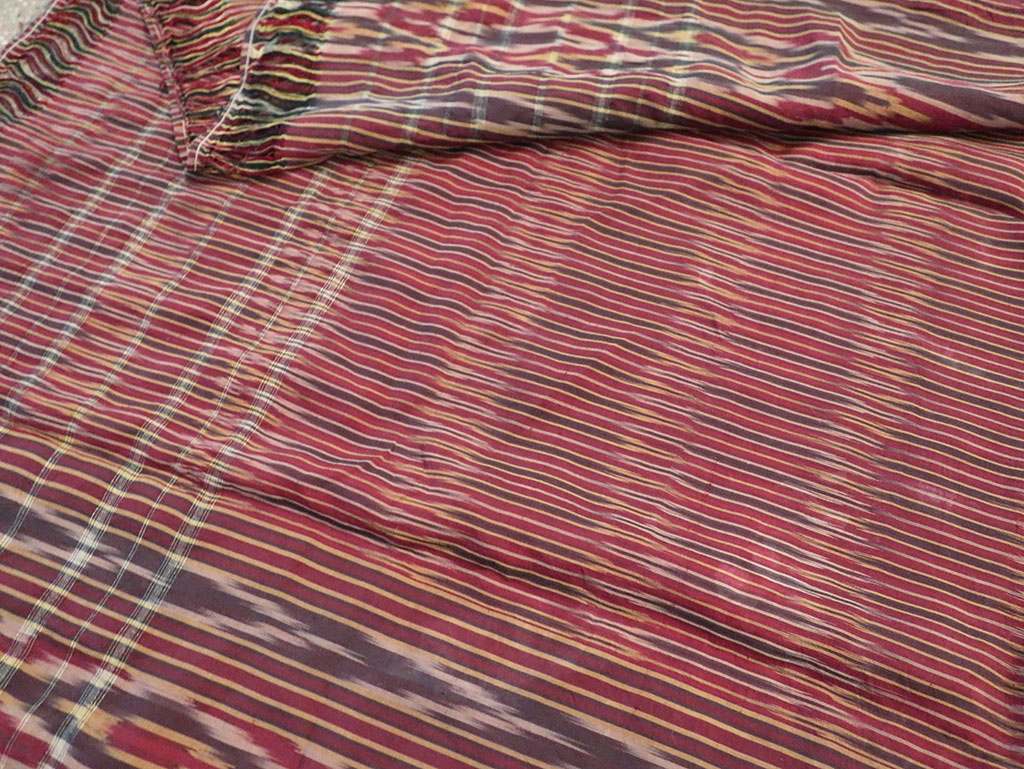 Antique Persian Ikat Textile, No.30139 - Staging