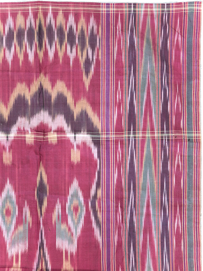 Vintage Persian Yazd Silk Textile, No.30140 - Staging