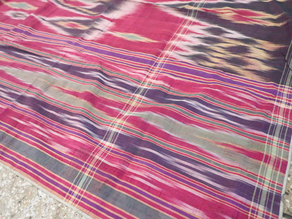 Vintage Persian Yazd Silk Textile, No.30140 - Staging