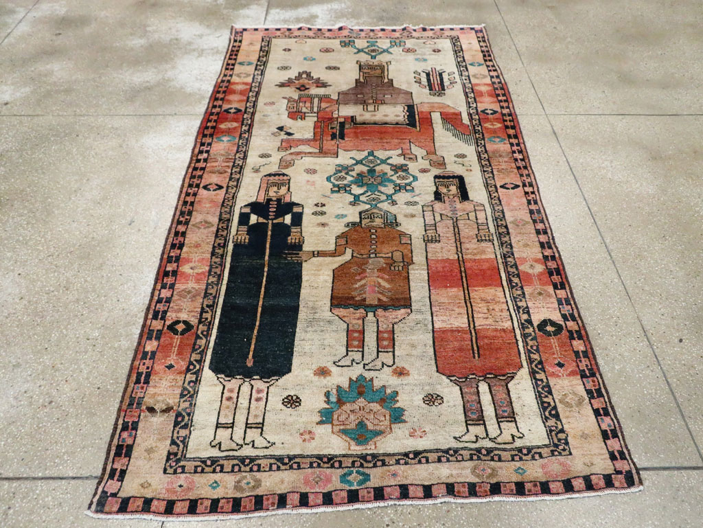 Vintage Persian Bakhtiari Pictorial Rug, No.30143 - Staging