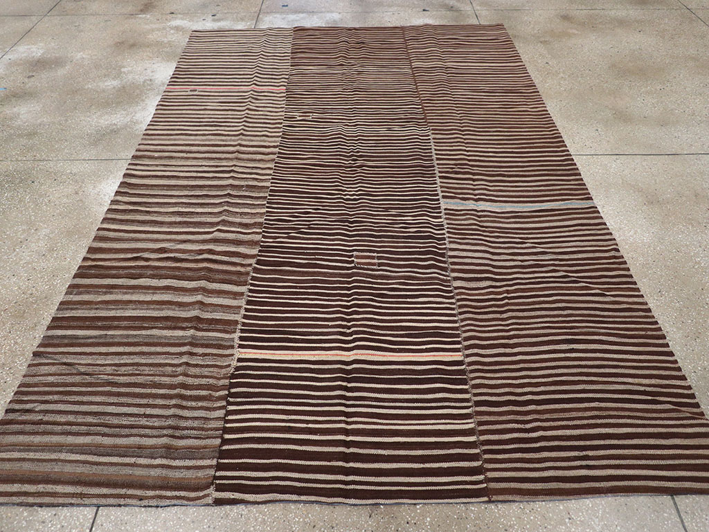 Vintage Persian Flatweave Kilim Accent Rug, No.30150 - Staging