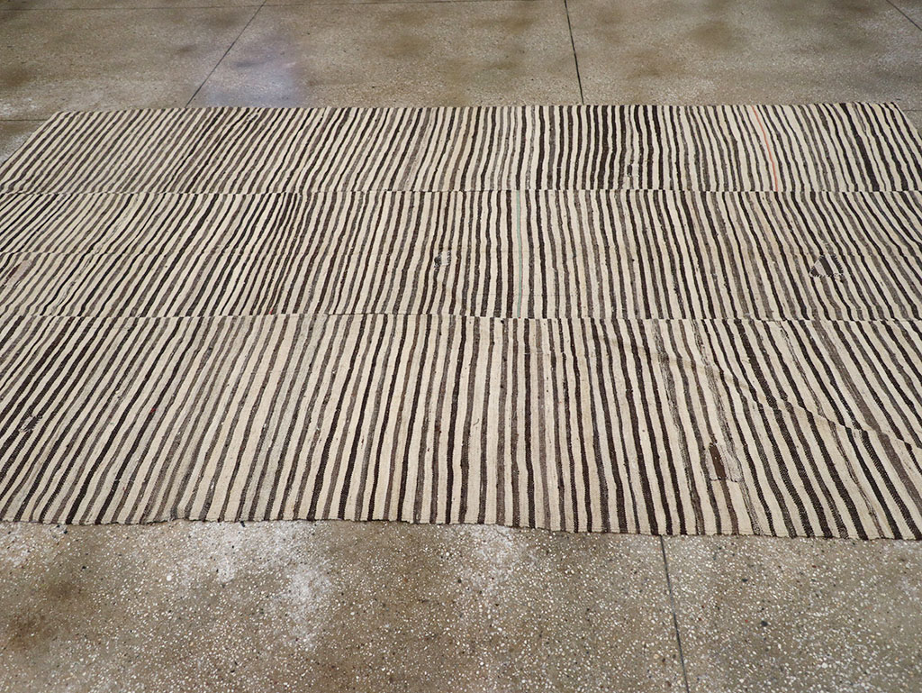 Vintage Persian Flatweave Kilim Room Size Carpet, No.30153 - Staging