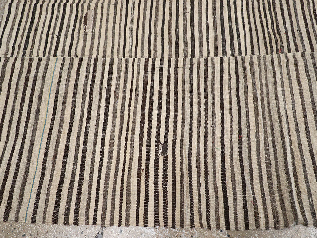 Vintage Persian Flatweave Kilim Room Size Carpet, No.30153 - Staging