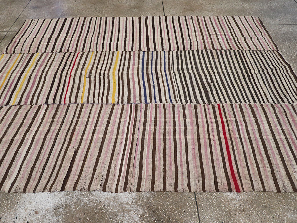 Vintage Persian Flatweave Kilim Accent Carpet, No.30154 - Staging