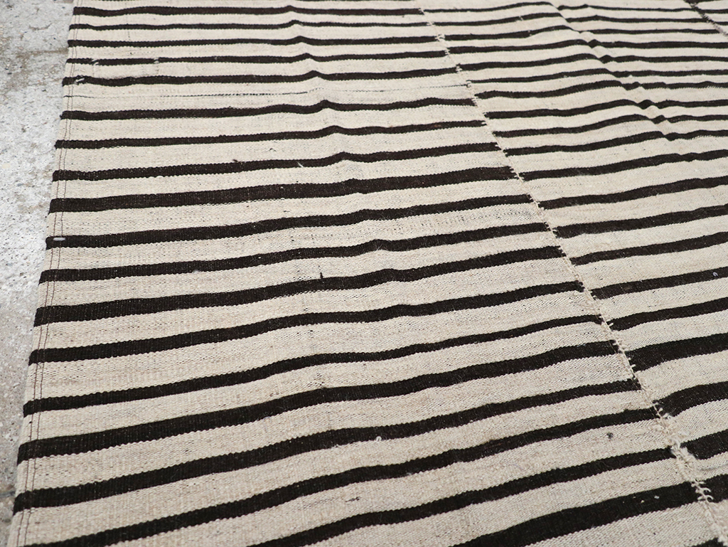 Vintage Persian Flatweave Kilim Accent Rug, No.30157 - Staging