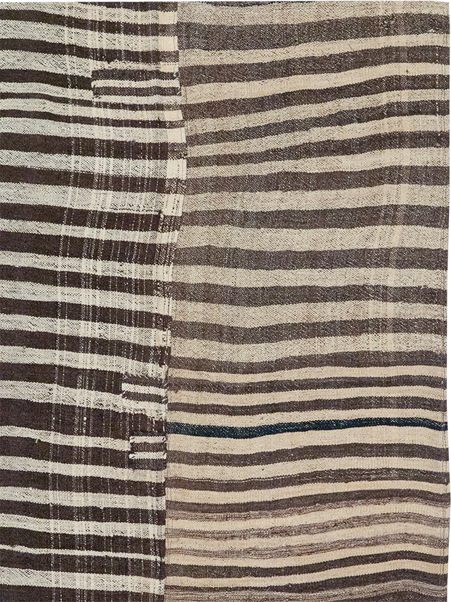 Vintage Persian Flatweave Kilim Room Size Carpet, No.30161 - Staging