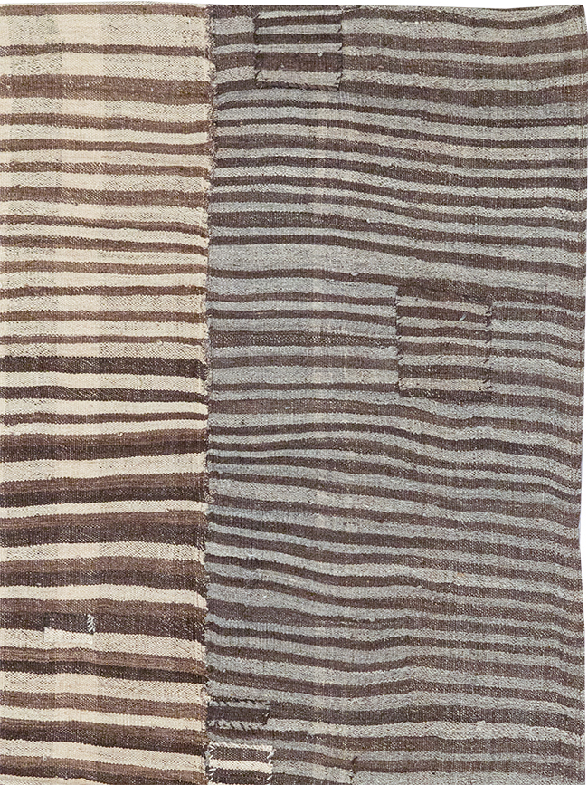 Vintage Persian Flatweave Kilim Room Size Carpet, No.30161 - Staging