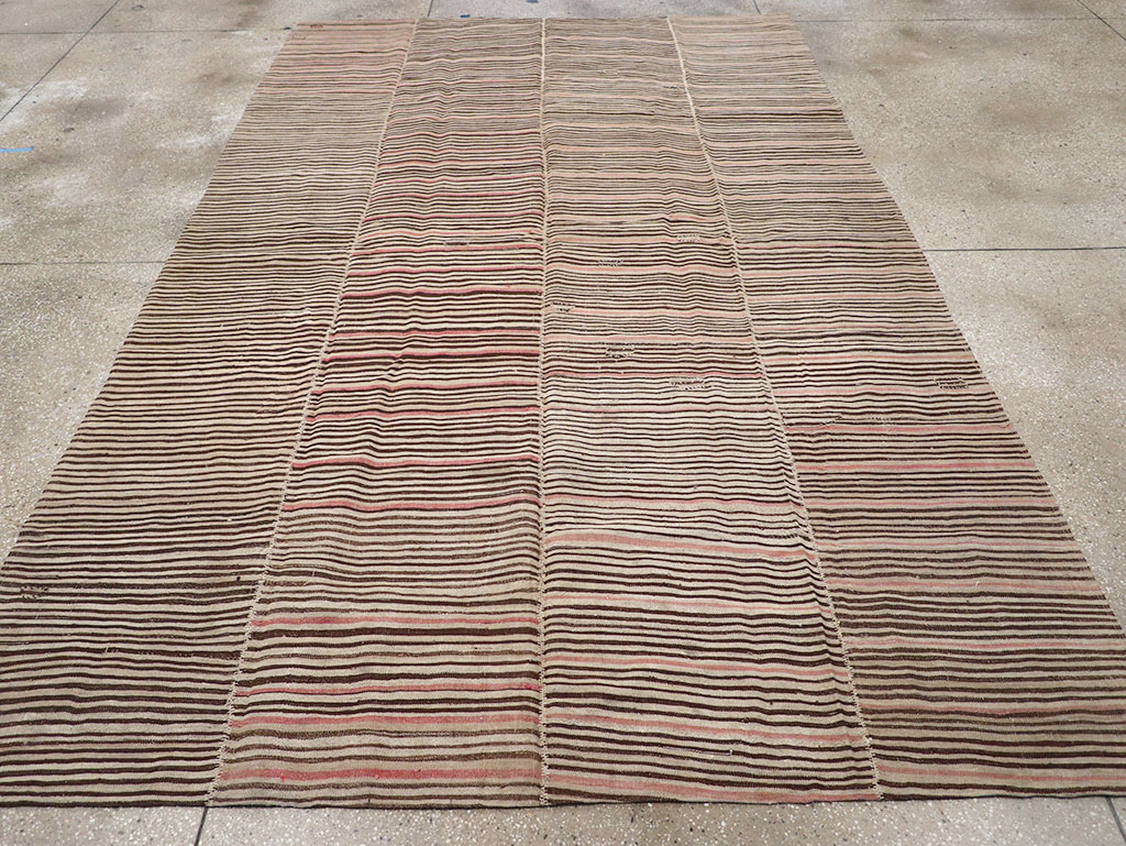 Vintage Persian Flatweave Kilim Room Size Carpet, No.30171 - Staging