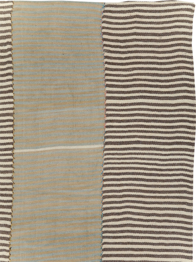 Modern Turkish Flatweave Kilim Room Size Carpet, No.30172 - Staging