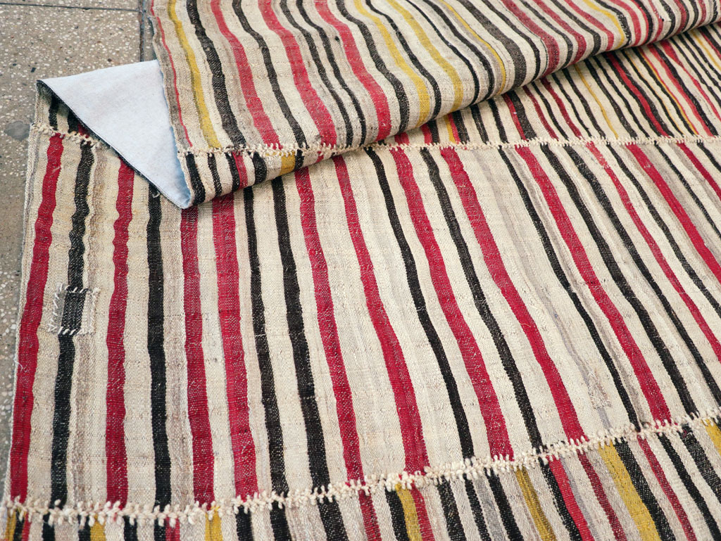 Vintage Persian Flatweave Kilim Accent Rug, No.30174 - Staging