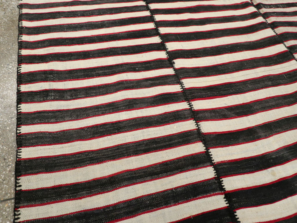 Vintage Persian Flatweave Kilim Accent Carpet, No.30176 - Staging