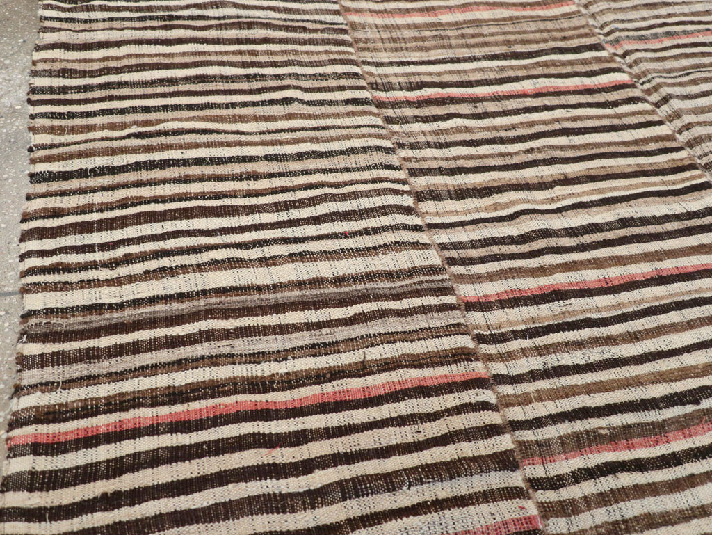 Vintage Persian Mazandaran Kilim Accent Carpet, No.30178 - Staging