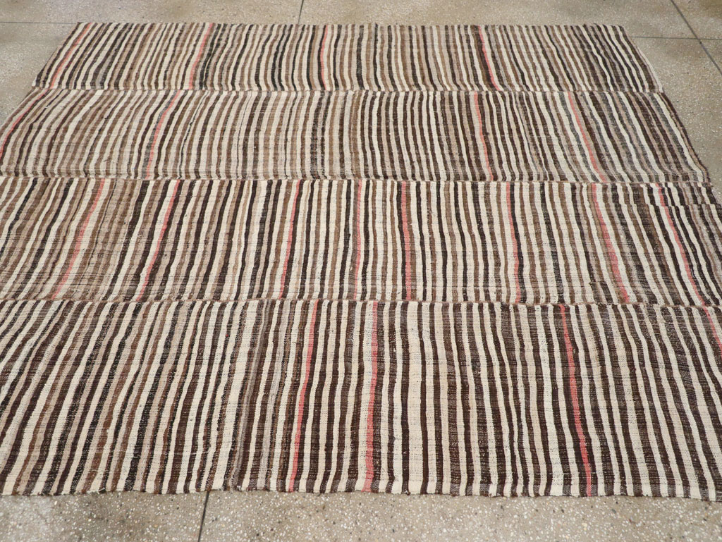 Vintage Persian Mazandaran Kilim Accent Carpet, No.30178 - Staging