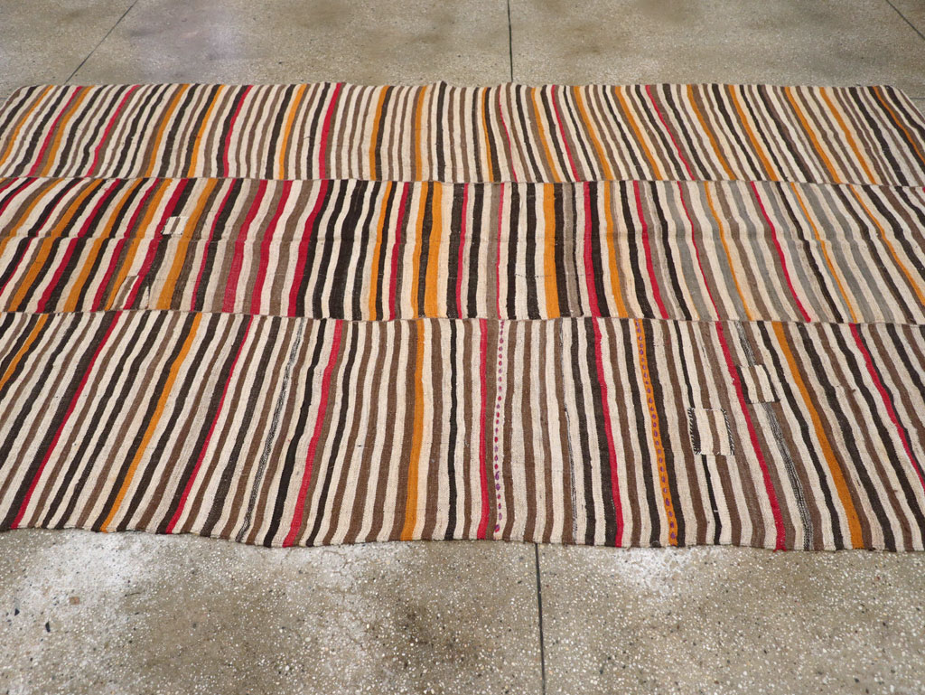 Vintage Persian Flatweave Kilim Accent Carpet, No.30179 - Staging