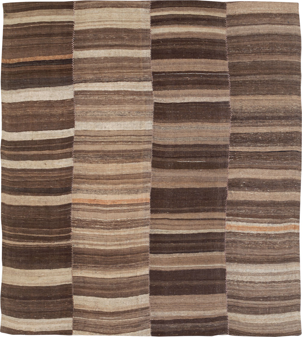 Contemporary Turkish Flatweave Kilim Small Room Size Carpet, No.30181 - Staging