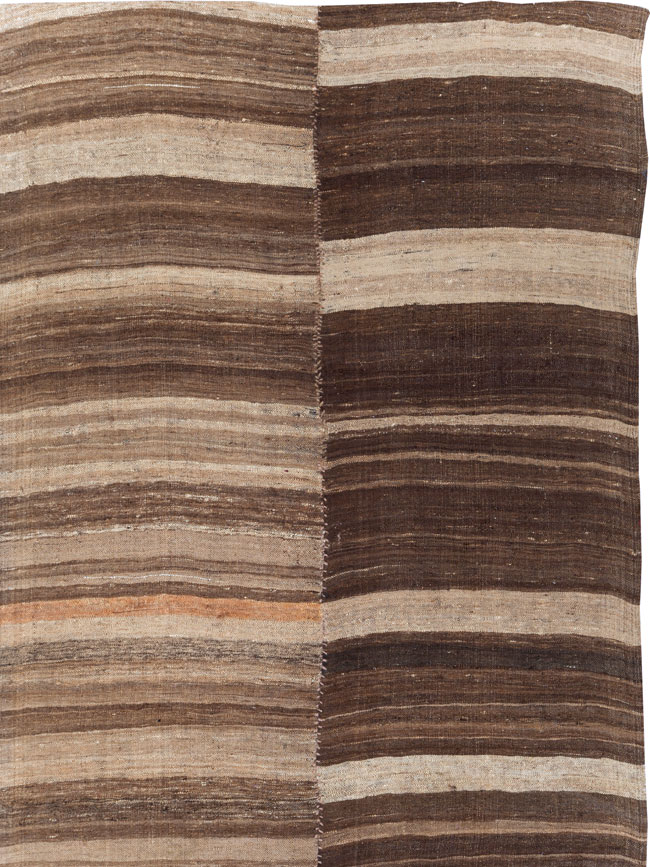 Contemporary Turkish Flatweave Kilim Small Room Size Carpet, No.30181 - Staging