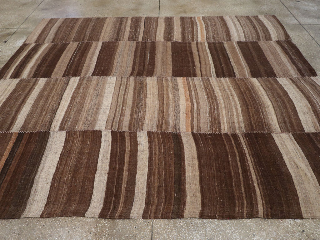 Contemporary Turkish Flatweave Kilim Small Room Size Carpet, No.30181 - Staging