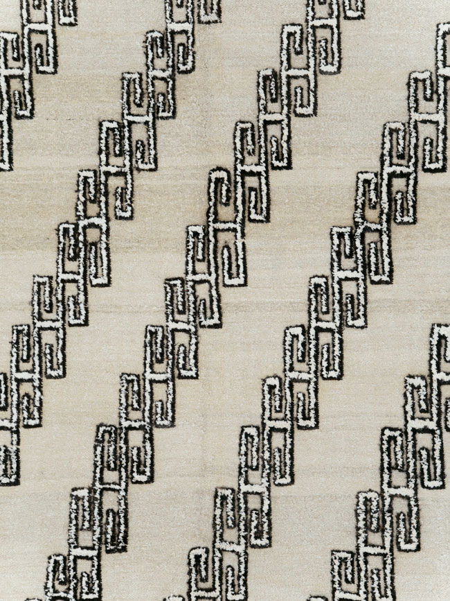 Contemporary Turkish Room Size Carpet, No.30186 - Staging