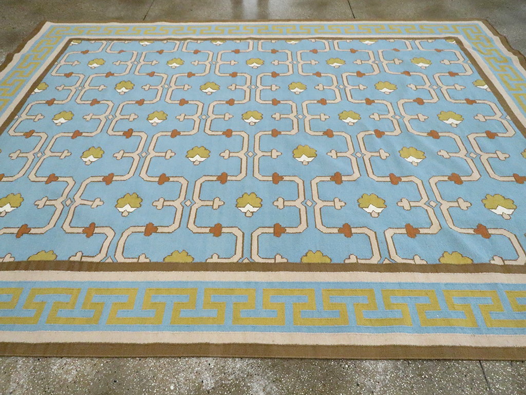 Contemporary Indian Flatweave Dhurrie Room Size Carpet, No.30199 - Staging