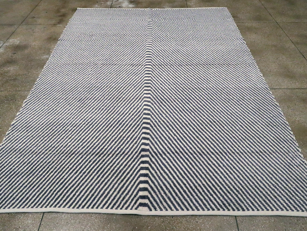 Modern Turkish Room Size Carpet, No.30216 - Staging